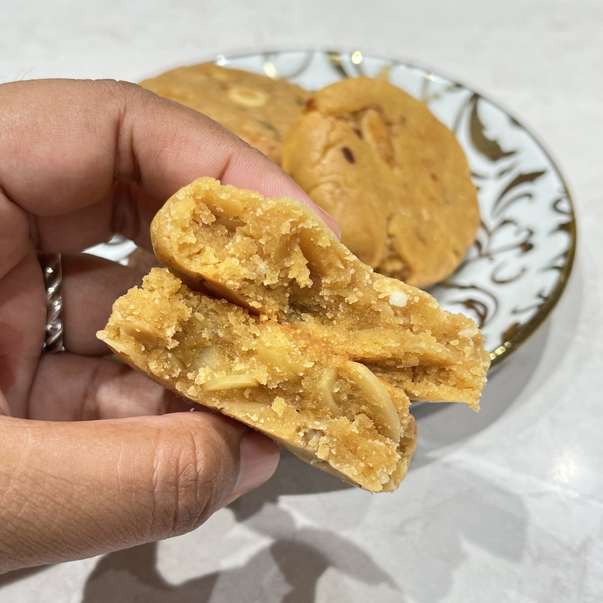 SOFT COOKIES YG SESUAI SAMA SELERAKU.

GA KEMANISAN. RASANYA PREMIUM. WANGI BUTTER🍪🧈
