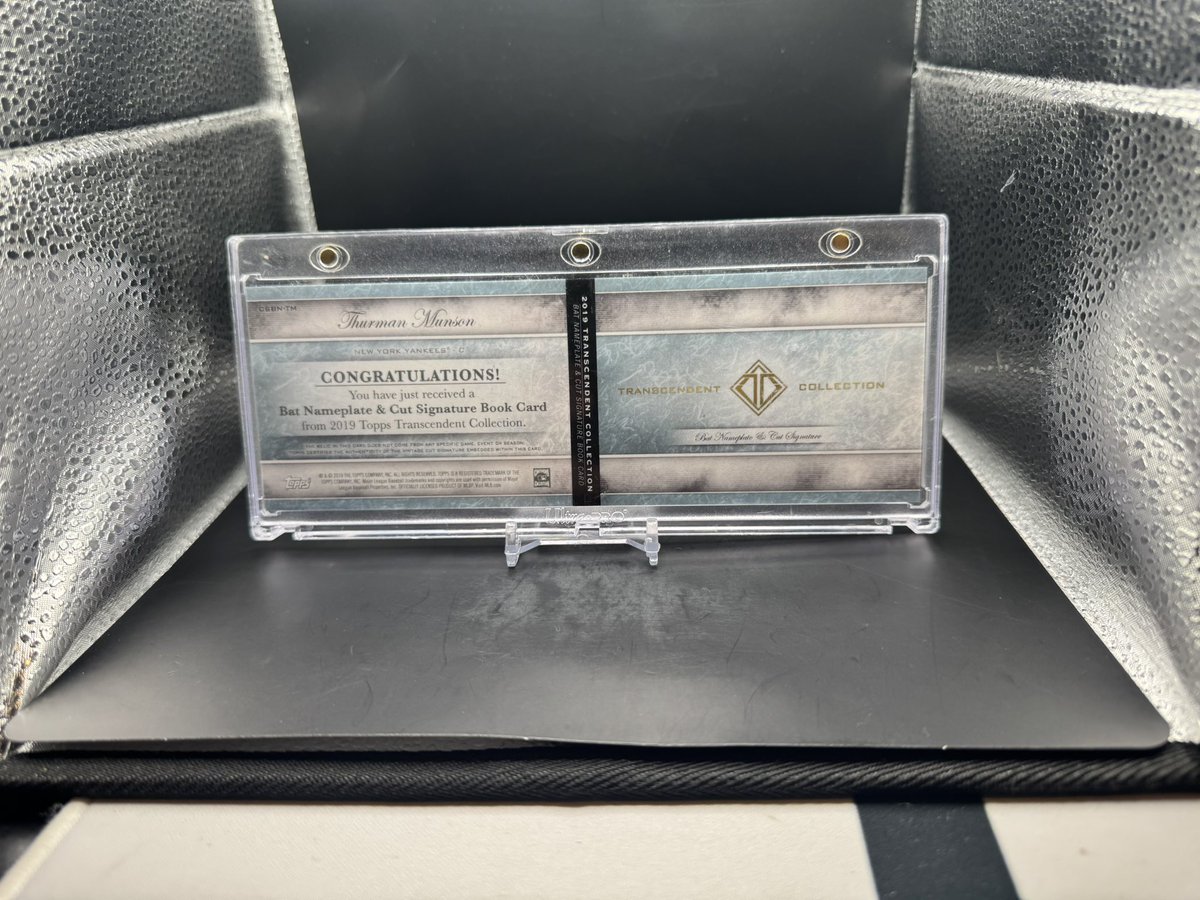 2019 Topps Transcendent Thurmon Munson Cut Auto Bat Nameplate 1/1

$5500

If interested please DM me, will get you in contact with trusted seller 🫡
