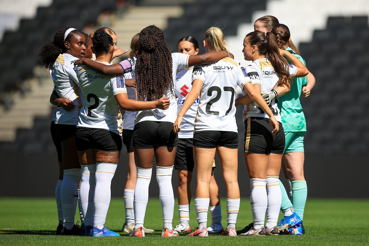 All together. Let’s go, #COYDW! 💪