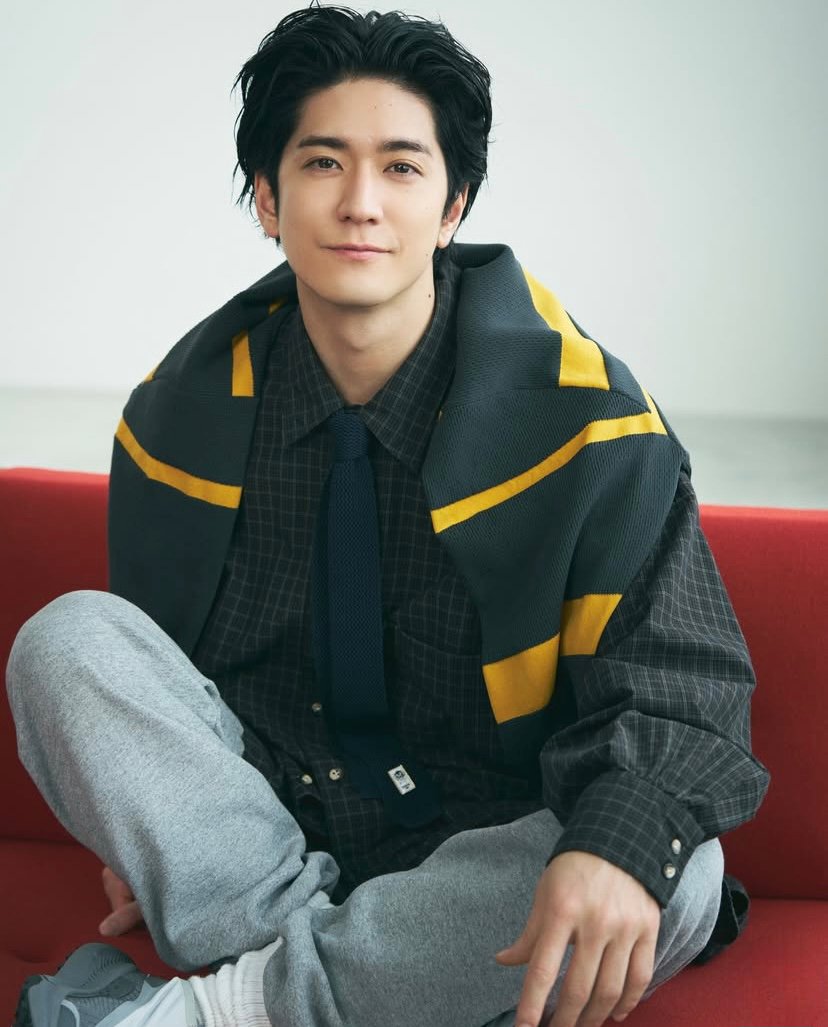 info_hsj_'s tweet photo. 🕛#真っ昼間のこんにちはピクチャー 515日目⭐️

📸本日のメンバー：#中島裕翔

#HeySɑyJUMP
#shUTternote
#いつでもJUMP
#JUMP担と繋がりたい
#とびっ子さんと繋がりたい 
#ずっとJUMPもっとJUMP https://t.co/XsU2fbdcV1