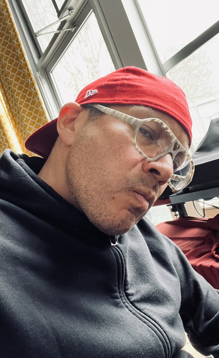 Kraken_JT's tweet photo. Seguro @Koggi estaba feliz con este hashtag #Kornookie...
Pero el maldito X no lo dejó subir en las tendencias.
#KornoBendiciones https://t.co/4e8aqnpgwp