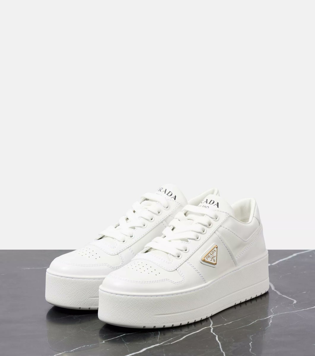 Angela_Marz's tweet photo. 👟 Step in style with these Prada Calfskin Sneakers, featuring a signature logo and slip-resistant platform sole. Chic, comfortable, and effortlessly high-end—perfect for those who walk their own path.

⭐ Add luxe to your steps:

https://t.co/ZAAu0msUmU https://t.co/ctVReoxxQ2