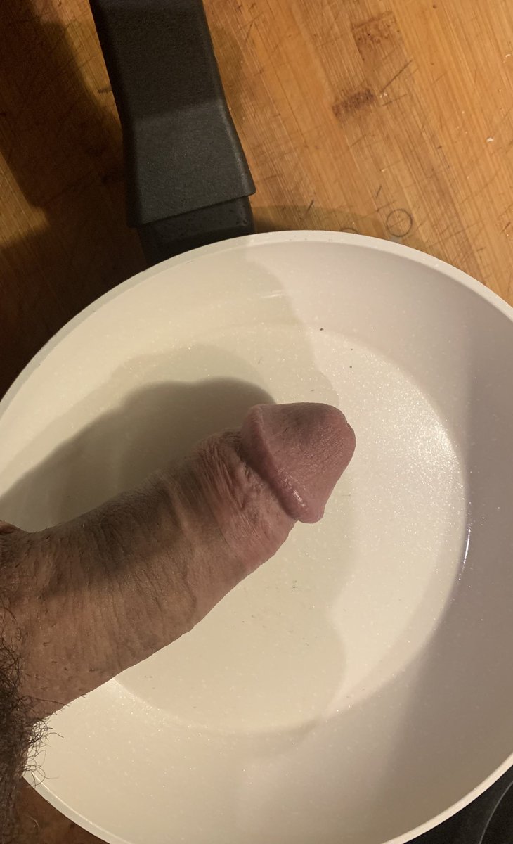 Franks or beans? U pick??
 #hungcock #bigballs