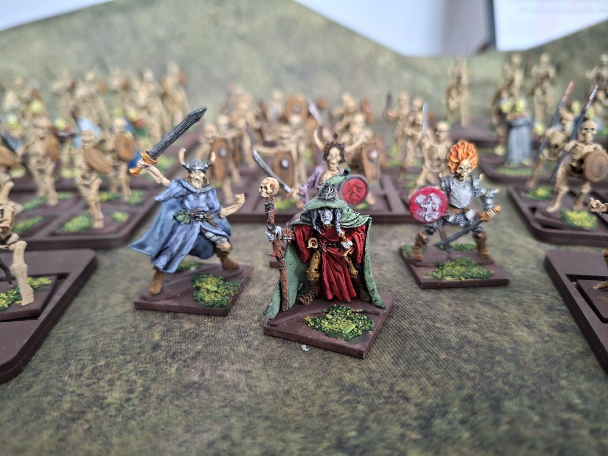 1stAlterations's tweet photo. Just by changing the leaders the whole character of the army changes.  So I have several undead armies for scenarios and campaigns. https://t.co/qEd4E6xRRE
