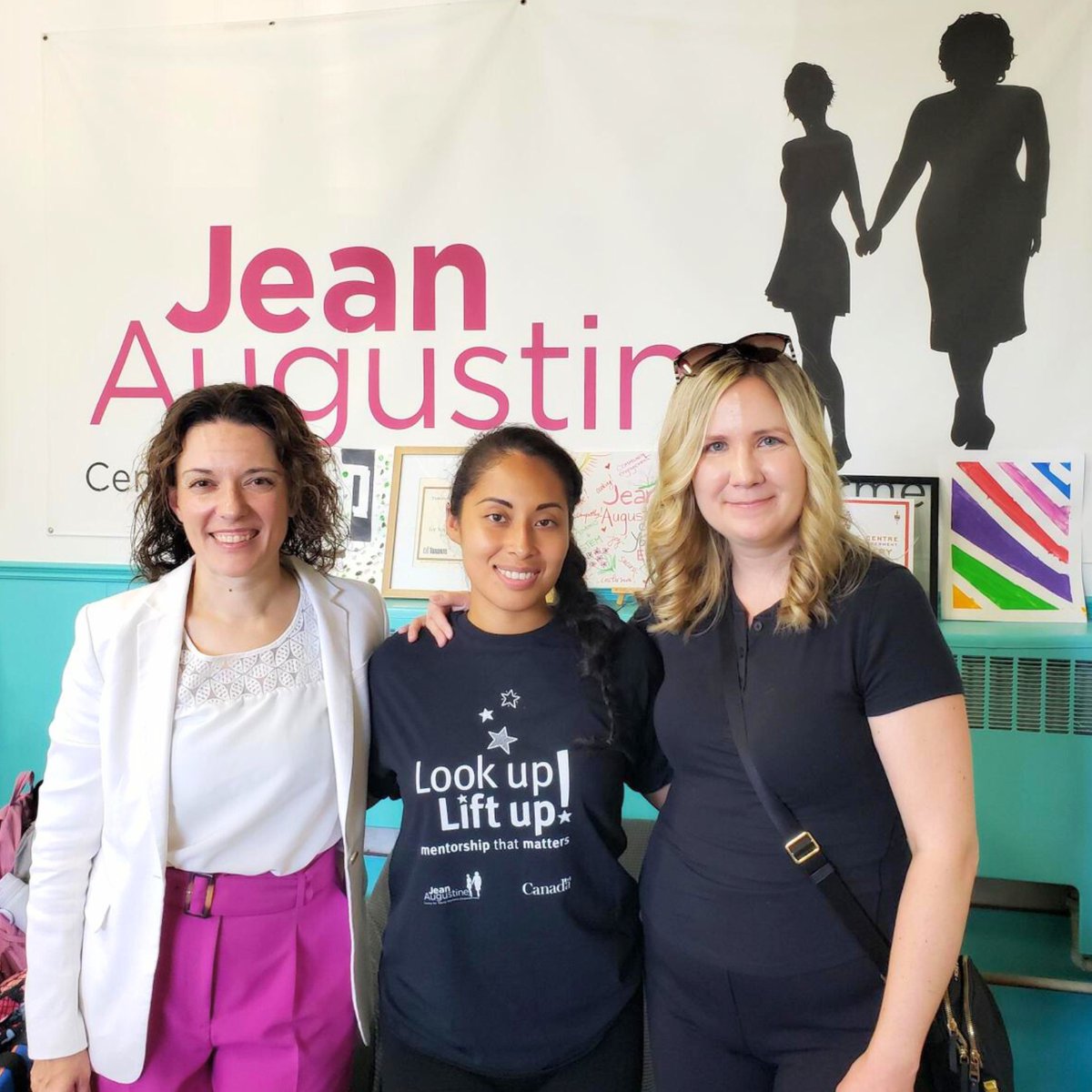 Andreea Muth and Ann Twigg recently visited the Jean Augustine Centre for Young Women's Empowerment as guest speakers at their summer camp. We're proud to encourage the leaders of tomorrow. #CareerDay #WomenInLaw #YouthEmpowerment #JeanAugustineCentre #Community #PVWomensNetwork