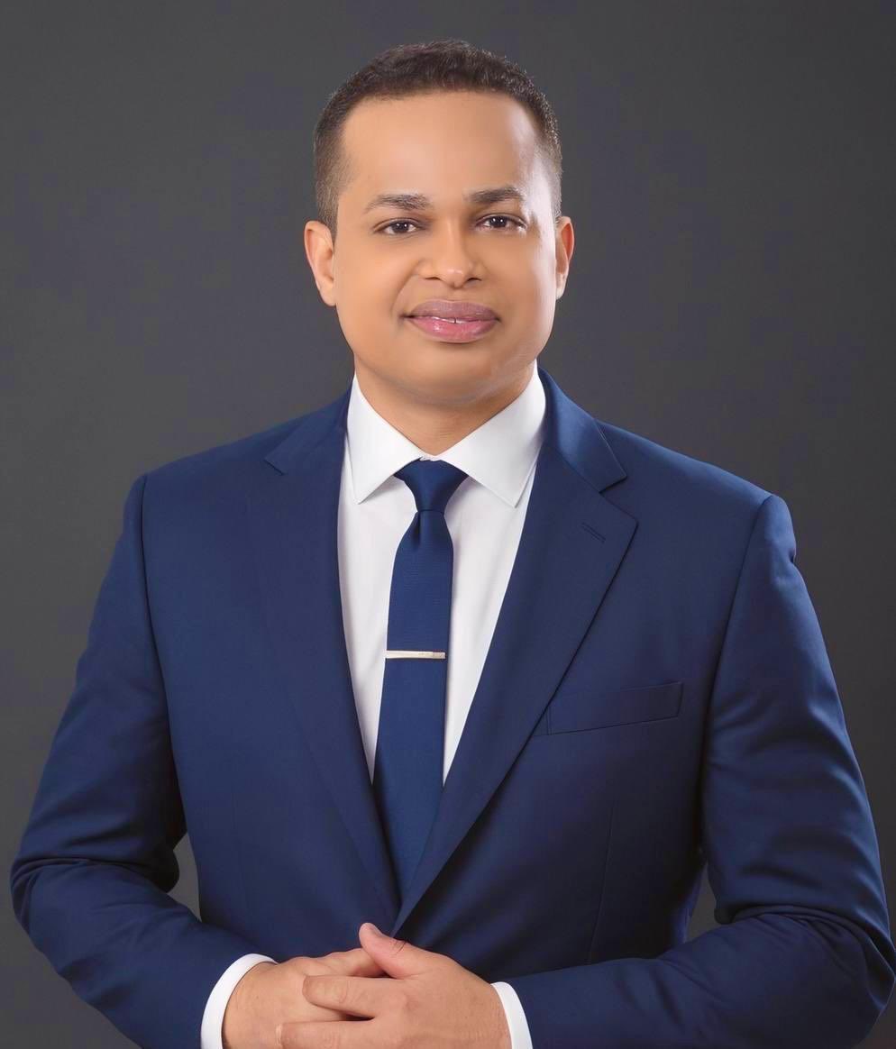 JaimeRinconRD's tweet photo. RENUNCIA PLD:

Omar Guevara, exfuncionario de los gobiernos de Danilo Medina y miembro del Comité Central, renuncia al PLD.

Afirma que se marcha en paz y agradecido.

¿Qué opinas? https://t.co/m8VICnc4fl