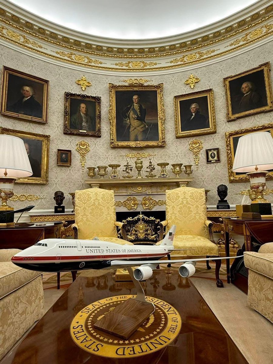 ⁿᵉʷˢ Barron Trump 🇺🇸 tweet media