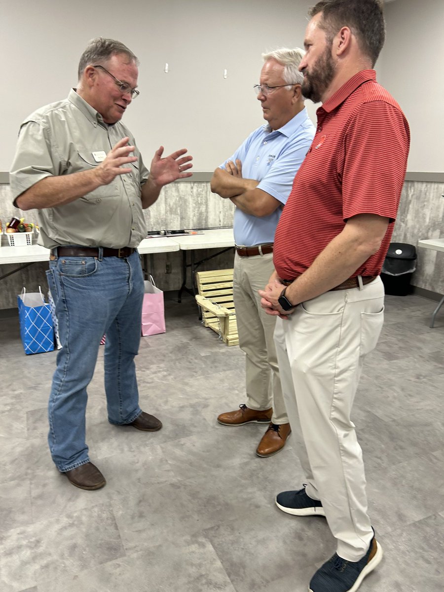 Great to visit and speak with Geneva County ALFA last night. Farmers are essential to Alabama's economy. From peanuts to poultry our farmers deliver for Alabama!