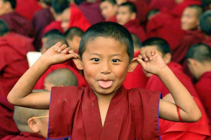 Хорвоо дэлхий уужим 🌅💫
Хийх ажил мундахгүй их байна.

Амьдарч болох таван тив 🌎🌍🌏
Учирч болох найман тэрбум хүн байна. 

Сайхан амраарай 𝕏-чид  😴💤
Сайхан зүүд зүүдлээрэй  🛌💭

#GoodNightX ❤️‍🔥💋
#お休みなさい ❤️‍🔥💋