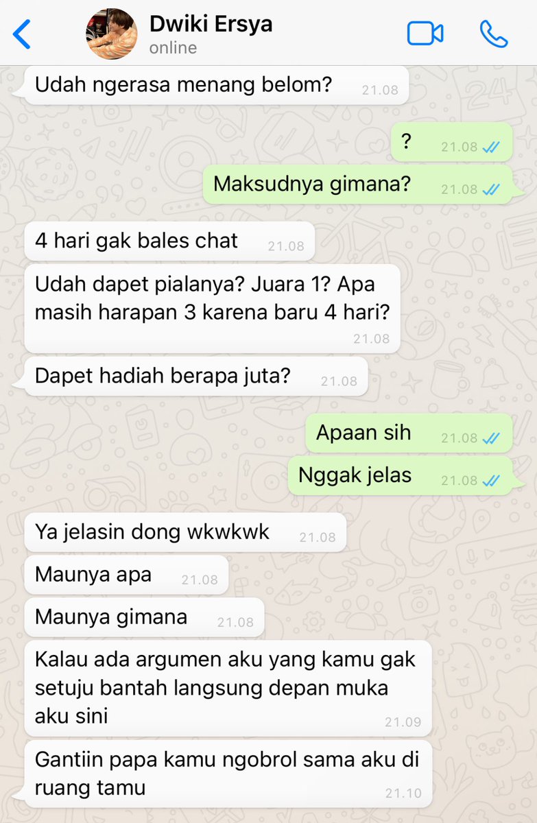 ela tweet media