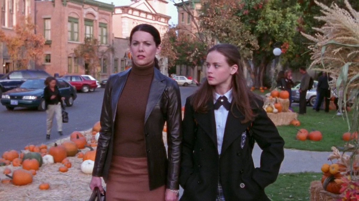 fall in gilmore girls 🍂