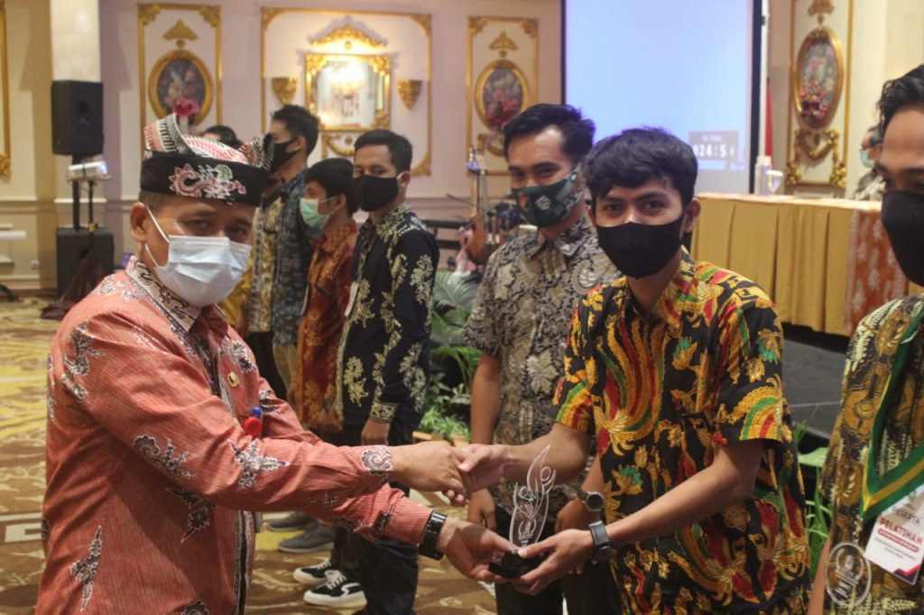 Find your tribe : Surround yourself with people who support your development and encourage your passions.