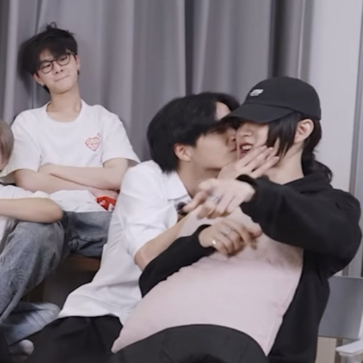 พี่เข้าใจเอ็งนะเว้ย