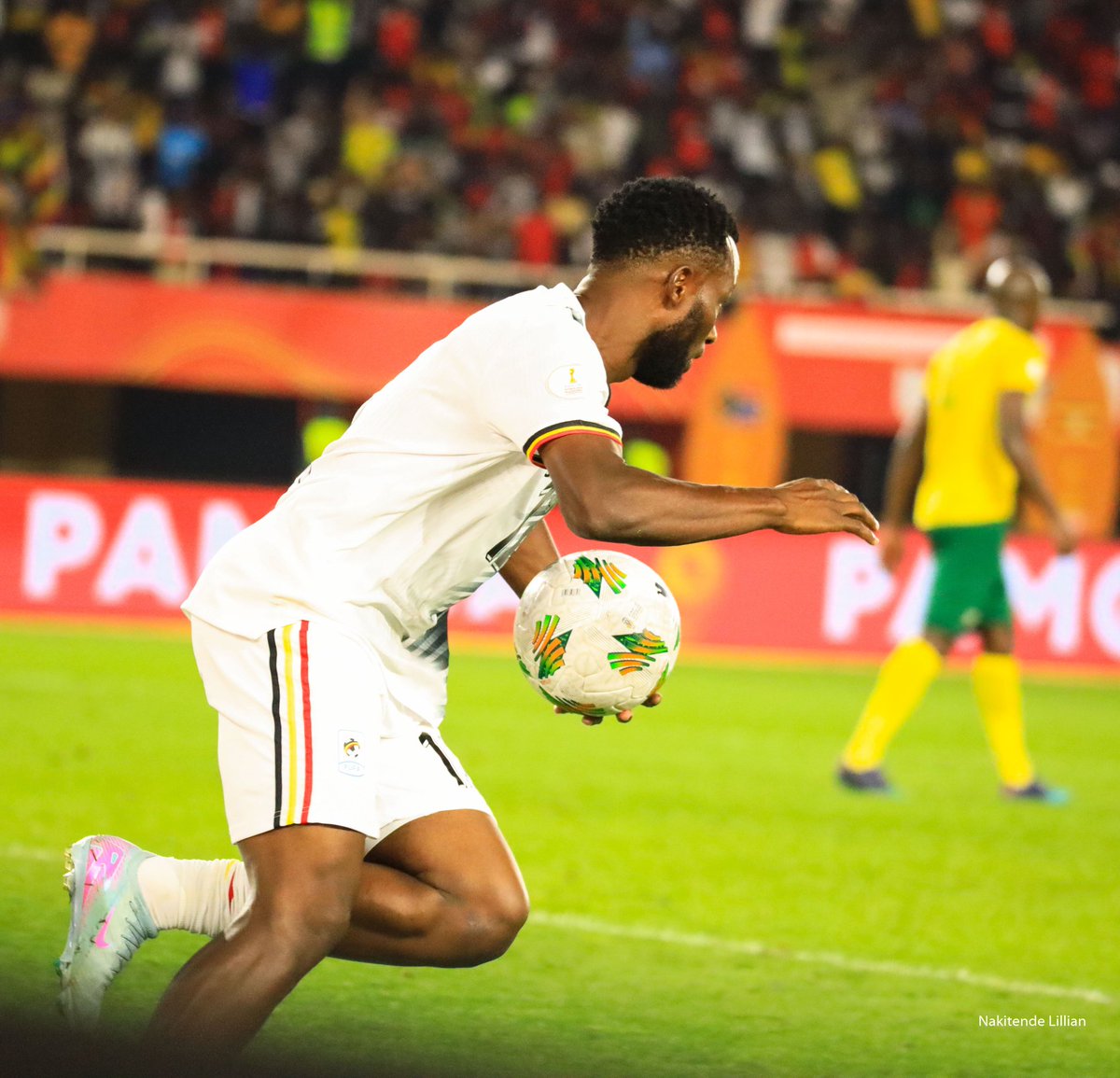 NS Sport (@sandrahnassali) on Twitter photo When other players were celebrating the second goal, Yunus Sentamu went and picked the ball up to the center. That showed seniorityโ๏ธ.
๐ธ <a href="/LillianSports22/">SportsLife</a> When other players were celebrating the second goal, Yunus Sentamu went and picked the ball up to the center. That showed seniorityโ๏ธ.
๐ธ <a href="/LillianSports22/">SportsLife</a>