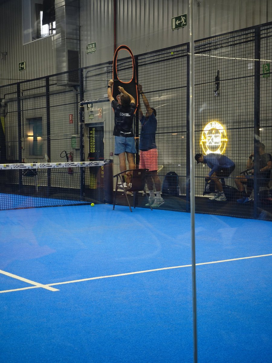 Algunos con ponerse de puntillas tienen suficiente...