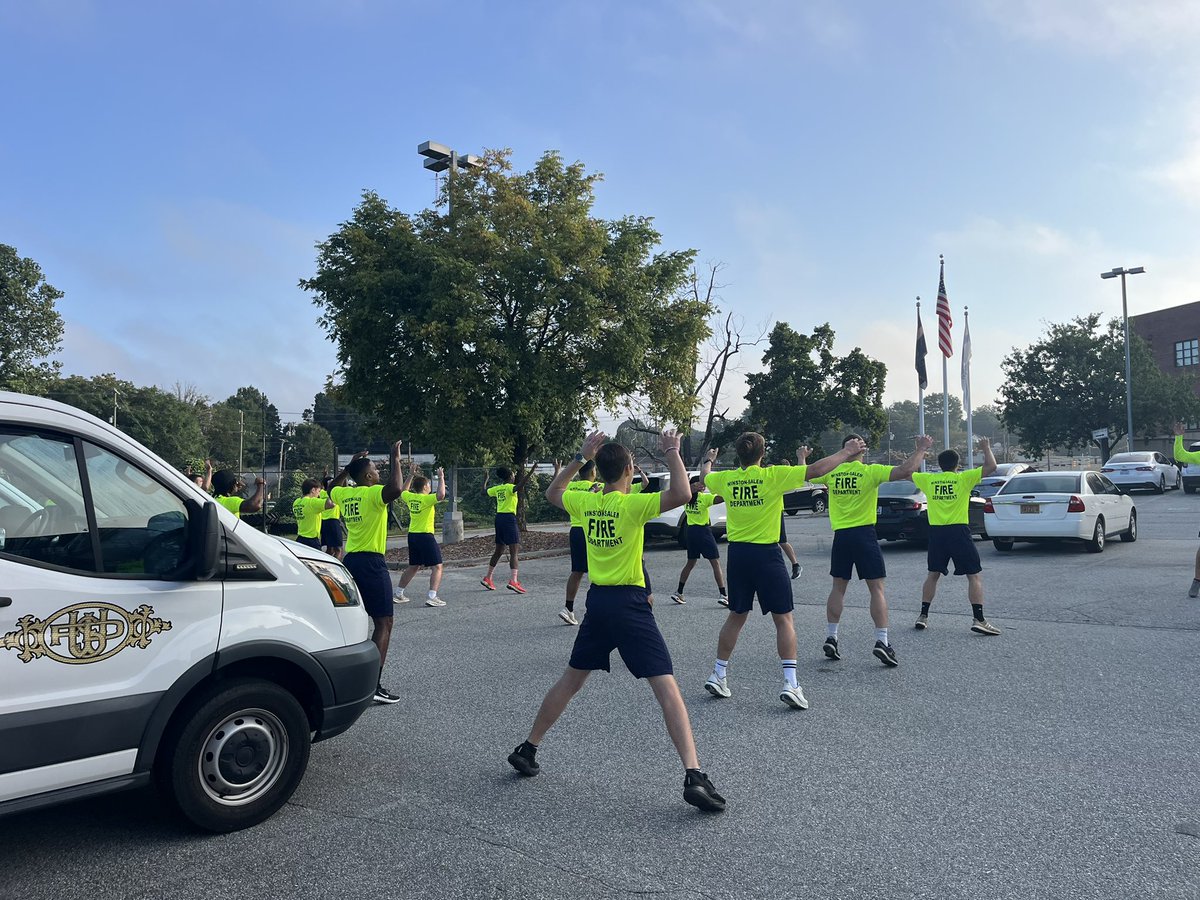 cityofwsfire's tweet photo. 🚒💪 Recruit Class 36 out there putting in WORK during PT looking sharp!🔥
Future firefighters in the making, and already raising the bar. 💥 #FirefighterTraining #Class36  #WSFire https://t.co/MKkLSF1YJr