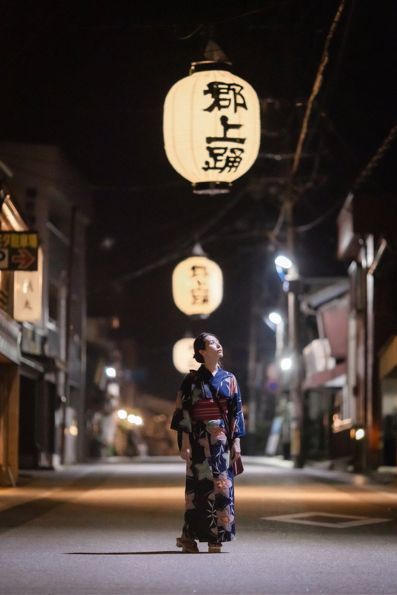 郡上踊り.
今年まさかの二回目。一回目は残念なことに中止となりどうしても踊りたくて行ってしまいました。
お泊まり無しの弾丸でしたが楽しめました。
猫の子とかわさきが好みです。春駒も掛け声が好きでカメラそっちのけで楽しみました。
#東京カメラ部