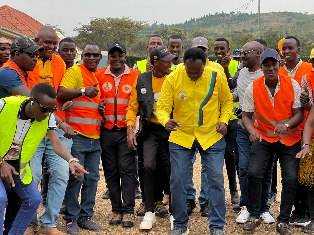 NRM Tribunal has upheld Hon. <a href="/WKajwengye/">wilson kajwengye</a> victory as the duly elected NRM flag bearer for Nyabushozi Constituency in following the recent NRM Primaries.

Kajwengye emerged the winner with18,325 votes 57.8% defeating her closest rival <a href="/jktaremwa/">Jotham Taremwa</a> who polled 12,054 votes 37.87%
Congs