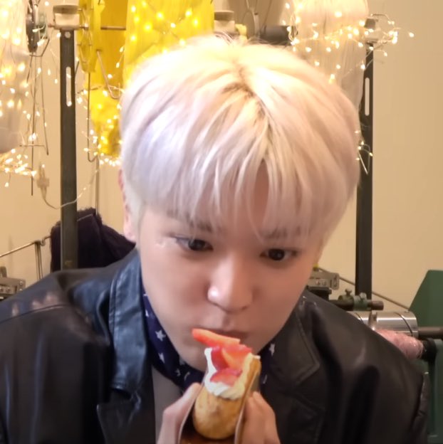 icednanaricano's tweet photo. eyes locked in on the target https://t.co/QsYpJnq78p