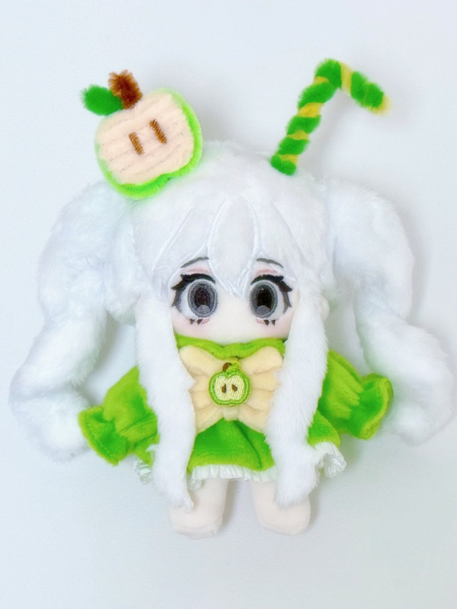 #전방_하얀_쳐다봄주의
기력이 없어서 보정을 다 못했지만…
그냥 봐두 예뻐
오늘도 짱갈래 짱뿌까🍎🍏