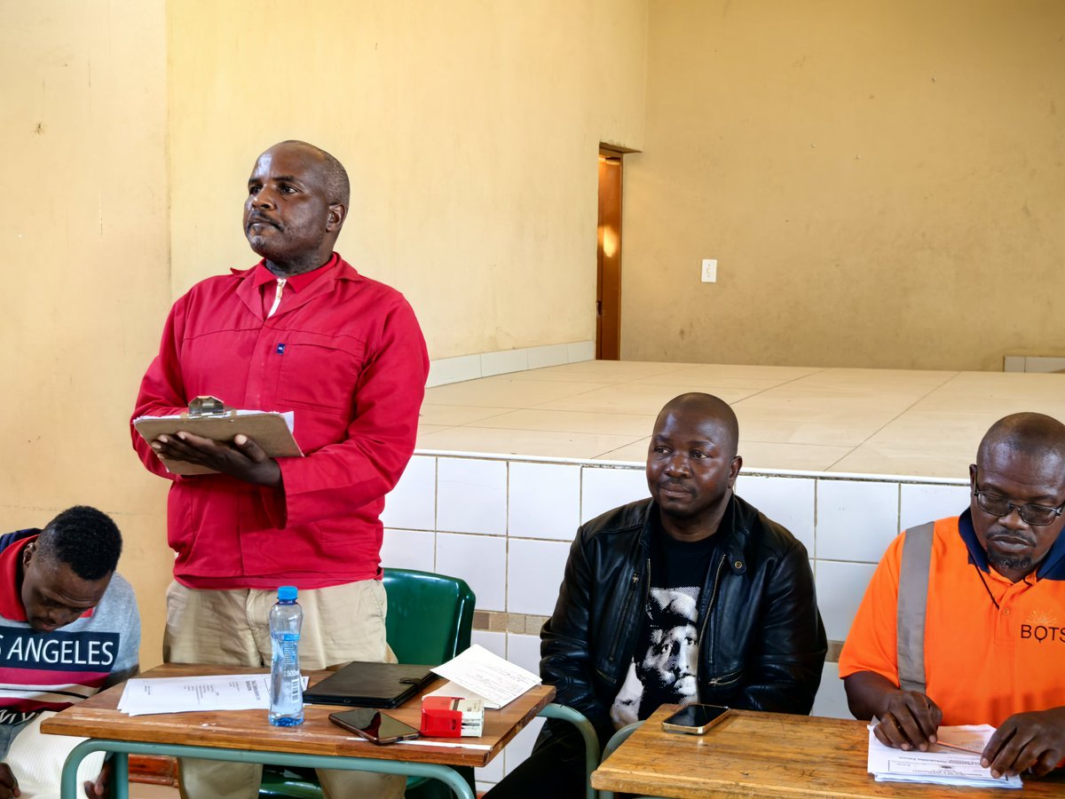 Ward27Madibeng's tweet photo. ♦️Happening ♦️
In response to the shutdown of Samancor Western Chrome, Councillor Samuel Maphoru, in collaboration with key stakeholders, convened a community meeting to address concerns, share updates, and chart a way forward for community. https://t.co/2KmmNnjjjV