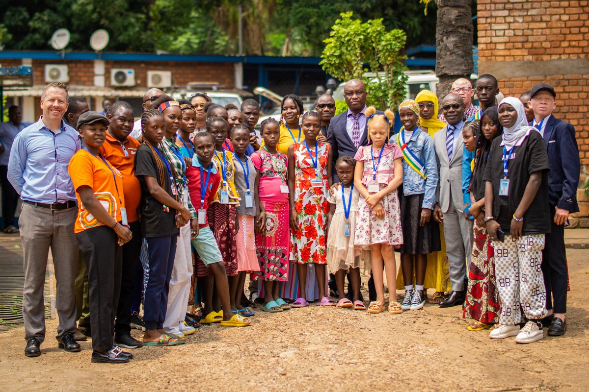 To give adolescent girls a voice, UNICEF organised a national workshop today to validate contributions for the upcoming regional girls' summit 💙