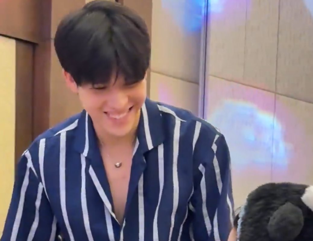 pickblue 🌤️ (@ppickboo) on Twitter photo ก็สมกับที่ชาวเน็ตบอกว่าตัวนี้หล่อสุด 😭🩵
SKYNANI OUTING BRO
#gmmtvouting2025
<a href="/skywongraveee/">Wongravee Nateetorn</a> #skywongravee ก็สมกับที่ชาวเน็ตบอกว่าตัวนี้หล่อสุด 😭🩵
SKYNANI OUTING BRO
#gmmtvouting2025
<a href="/skywongraveee/">Wongravee Nateetorn</a> #skywongravee