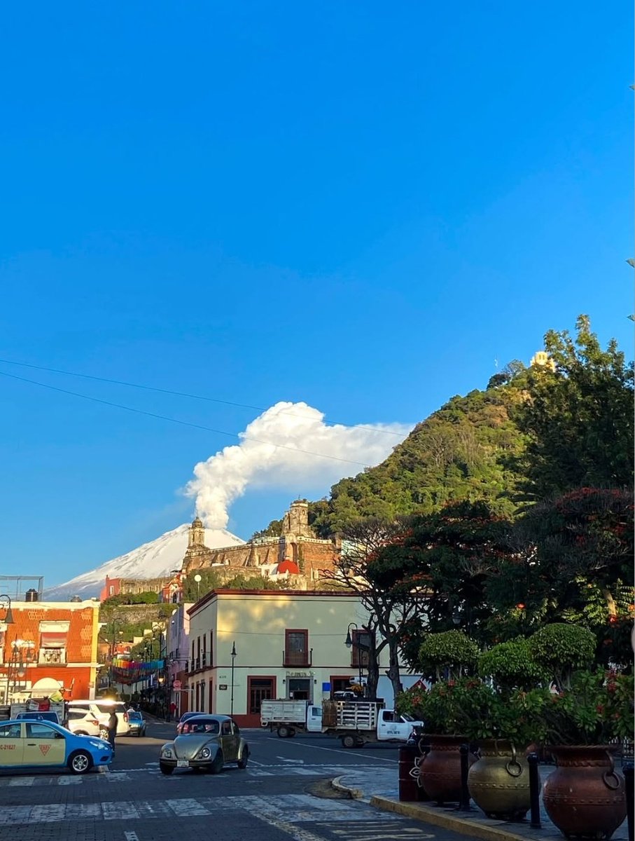 ¡Buenos días! ¿Cómo están? Deseo que pasen un día excepcional, #FelizMiércoles para todas y todos 🙌🏻

📷 Omar Campos