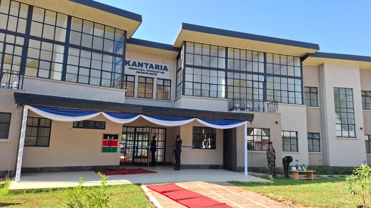Agriculture meets innovation! 
 The launch of KATIC marks a new era in agri-tech, youth empowerment &amp; sustainable farming in Kenya. Led by H.E. Rachel Ruto, this hub will bridge theory &amp; practice. 
Learn more here: floriculture.co.ke/kantaria-agric…
#AgriTech #KATIC #Kenya"