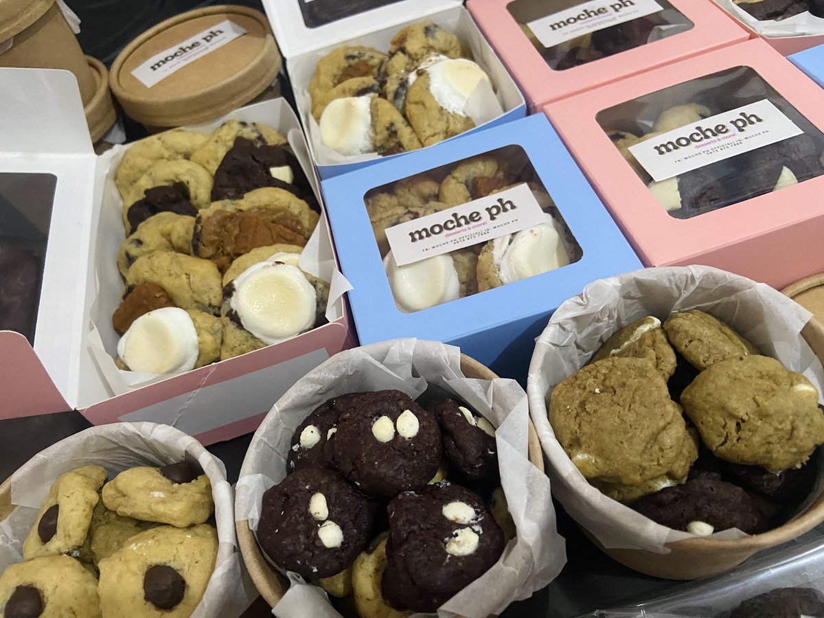 natchwe's tweet photo. Hi! Accepting orders for the ff dates: 

08 27 - jnt shipping 
08 29 - sdd fr bulacan
08 30 - pick up at or sdd fr omango six cafe (for kahidlaw by @choitoramph) 

Food and non food avail! Profit po will help fund my meds, labs and check up. Urgently need funds 🙏🏻 

Pls help rt🥹 https://t.co/gW4WnOpz8x