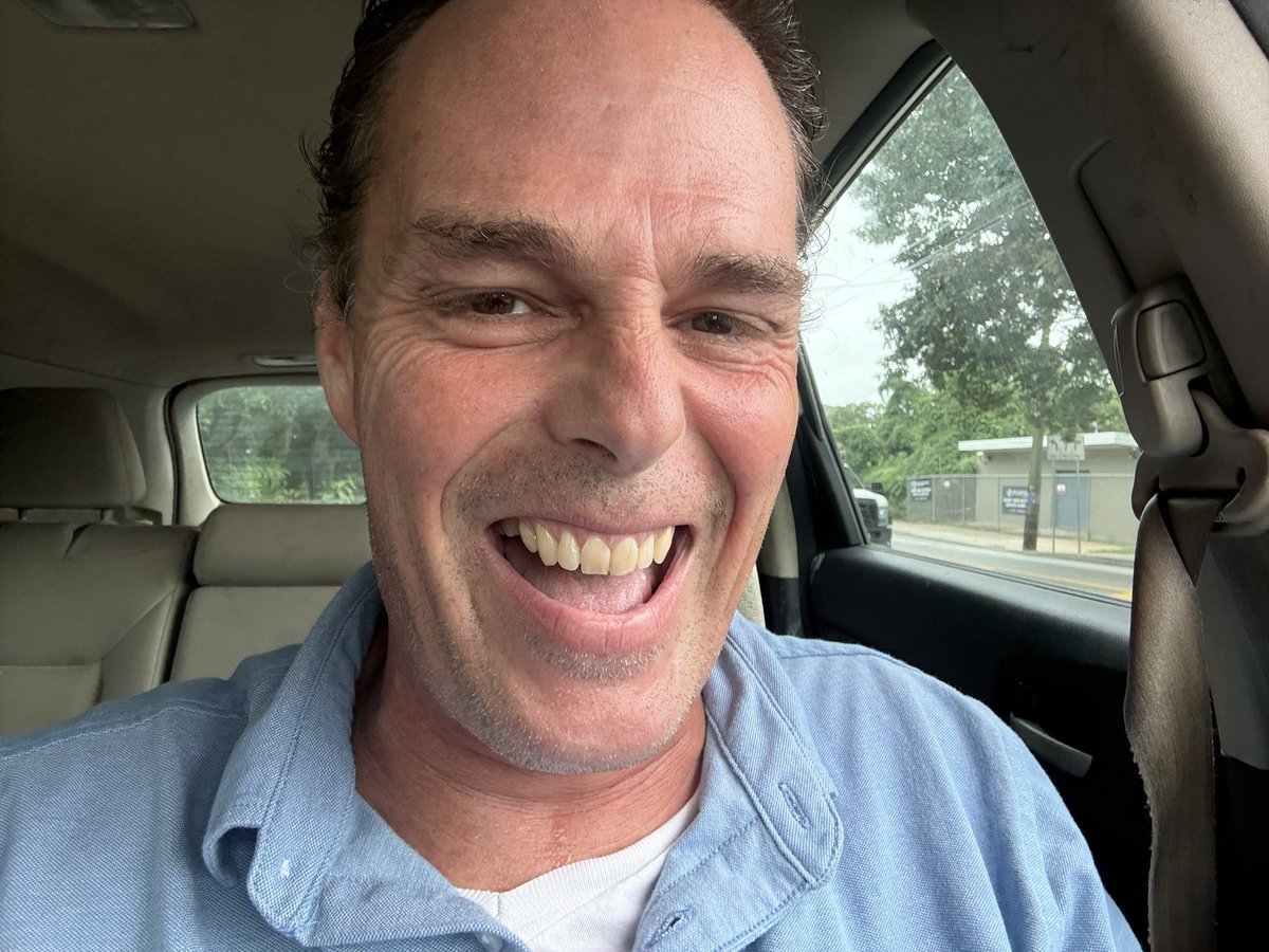 Hank Flynn tweet media