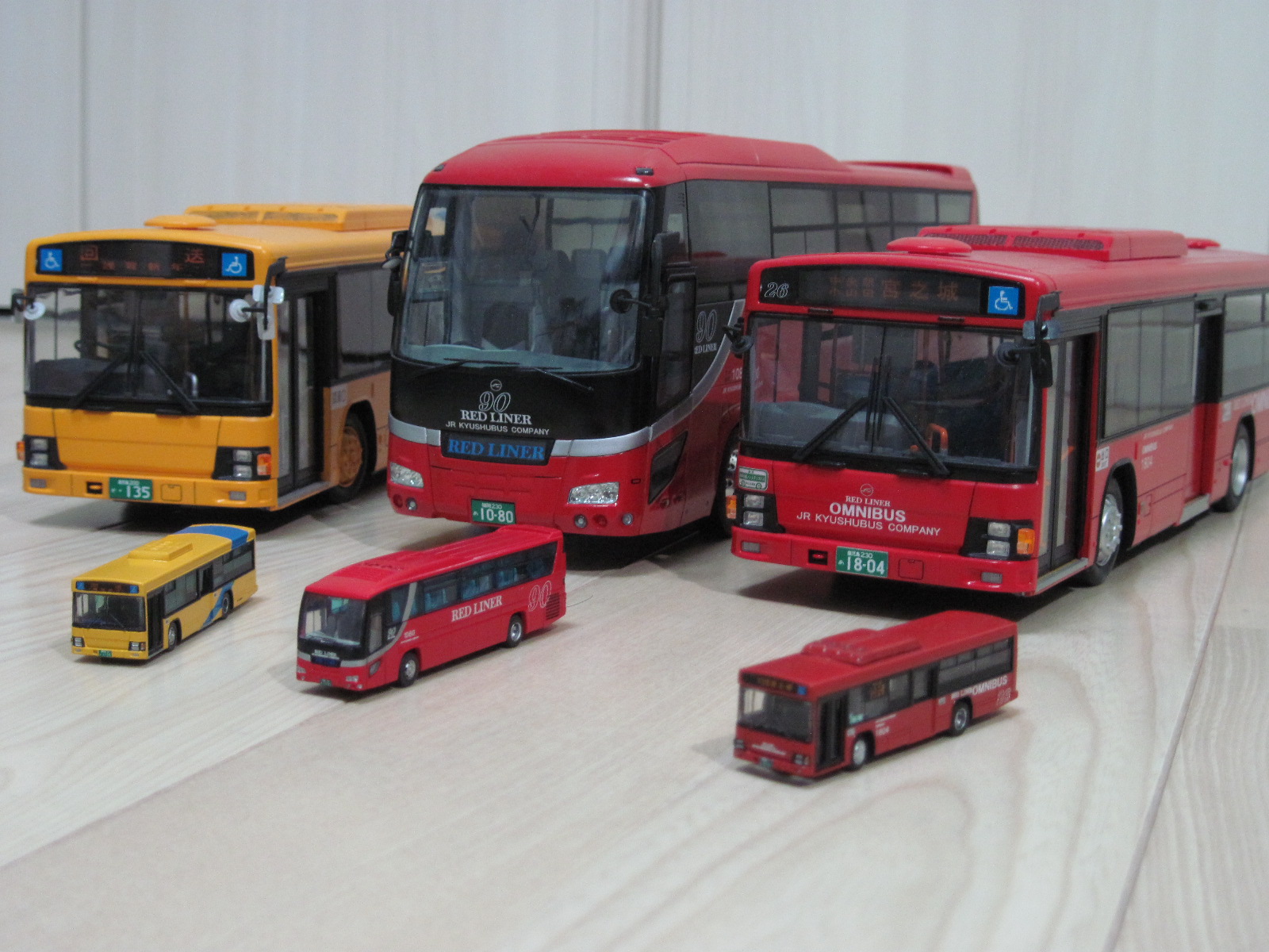CNGノンステップバス 1/150スケール 41lzhQShSyL._AC_SY200_QL15_.jpg