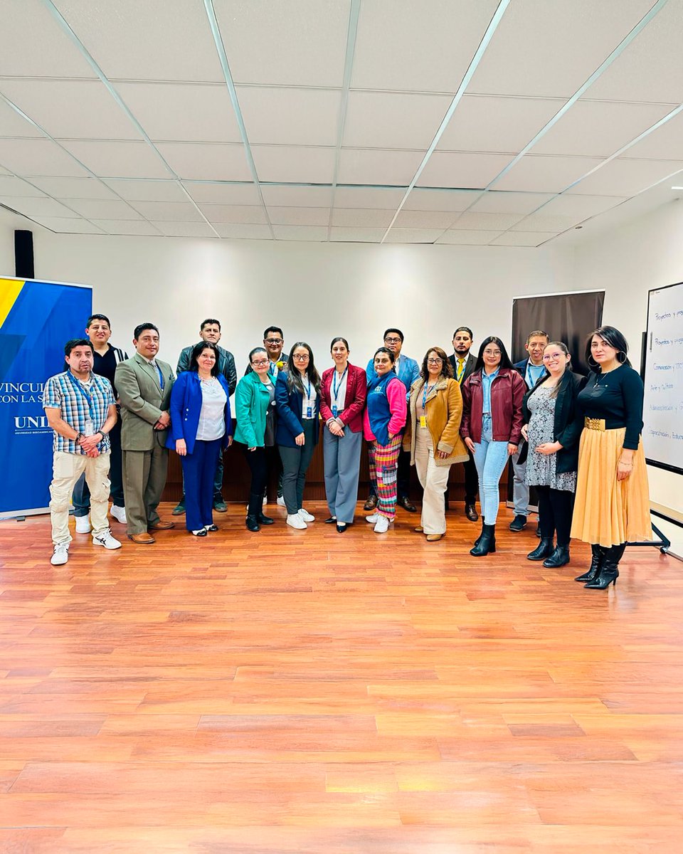 El pasado 14 de agosto se realizó nuestra reunión de vinculación con GAD Pichincha, Fundación Nuestros Jóvenes y la Asociación de Artesanos del Ecuador, junto a los representantes de las carreras de nuestra universidad.🗣️👨‍🏫
#UNIBE #Vinculación #TrabajoEnConjunto #CompromisoSocial
