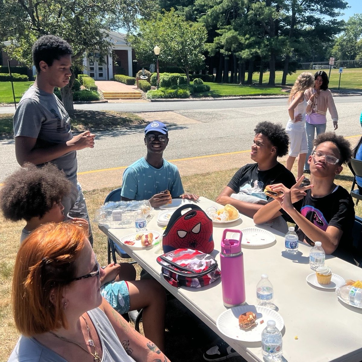 sdfs_ny's tweet image. What a way to wrap up our Summer Program at St. Dominic's School in Blauvelt, NY! Our BBQ was the perfect end to a season full of learning, laughter, and fun by celebrating the lessons learned and memories made. 
#SummerProgram #LearningAndFun #BBQ #Barbecue #RocklandSchools
