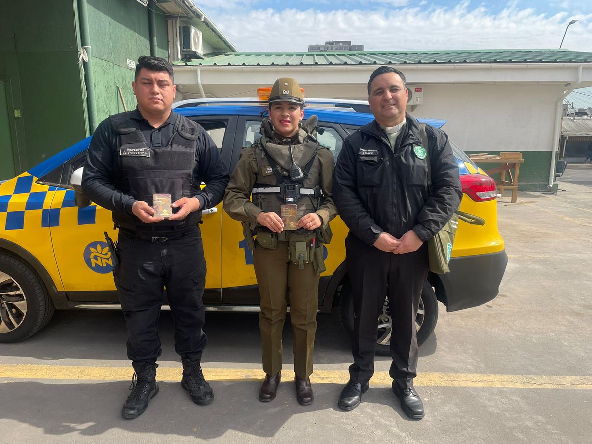 CarabPrOriente's tweet photo. #Ñuñoa: @Carabdechile de la 33ª Comisaría recibe la visita del Capellán Evangélico otorgando bienestar espiritual para nuestro personal y así mejorar  el servicio a nuestra  comunidad .
#CarabinerosDeTodos https://t.co/fzeVOn4dzv