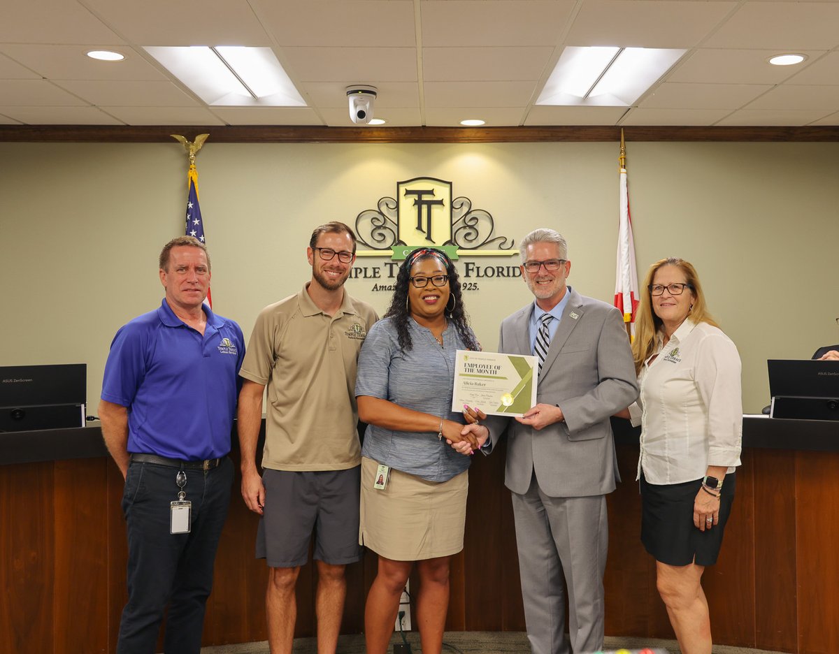 Employee of the Month: July

Big shoutout to Alicia Baker, Recreation Leader IV – Youth Programs! We’re lucky to have you on the team, Alicia — congrats!👏