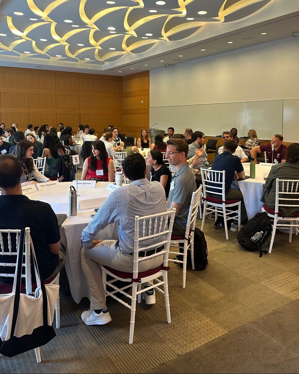 Welcome to our newest #FutureFordhamLawyers! Best wishes to all new full-time, part-time, and transfer students for a successful rest of Orientation and academic year.

#NYC #LawSchool #Fordham