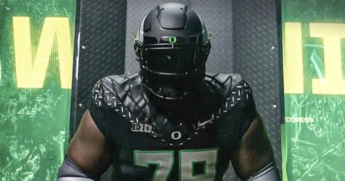 5-star OL Immanuel Iheanacho remains committed to <a href="/oregonfootball/">Oregon Football</a>

He'll see the Ducks play three times this fall, including once against a previous finalist.

He'll also see an SEC matchup, including another one of his initial finalists.

VIP 247sports.com/article/five-s…

<a href="/247Sports/">247Sports</a>