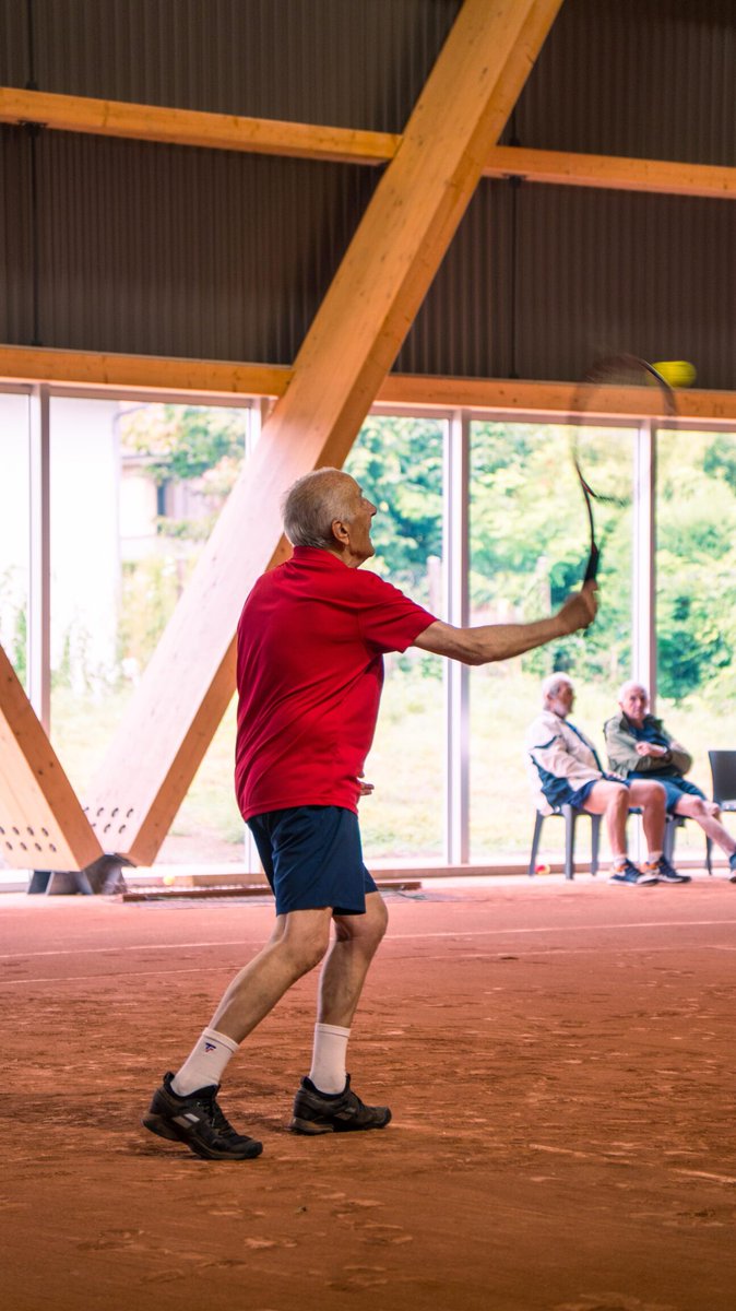 [#Tennis]🎾 La 33e édition du tournoi Senior Plus est lancée au Sporting Vichy Tennis Padel ! 🎉 Plus de 150 joueurs s'affrontent toute cette semaine. ✨