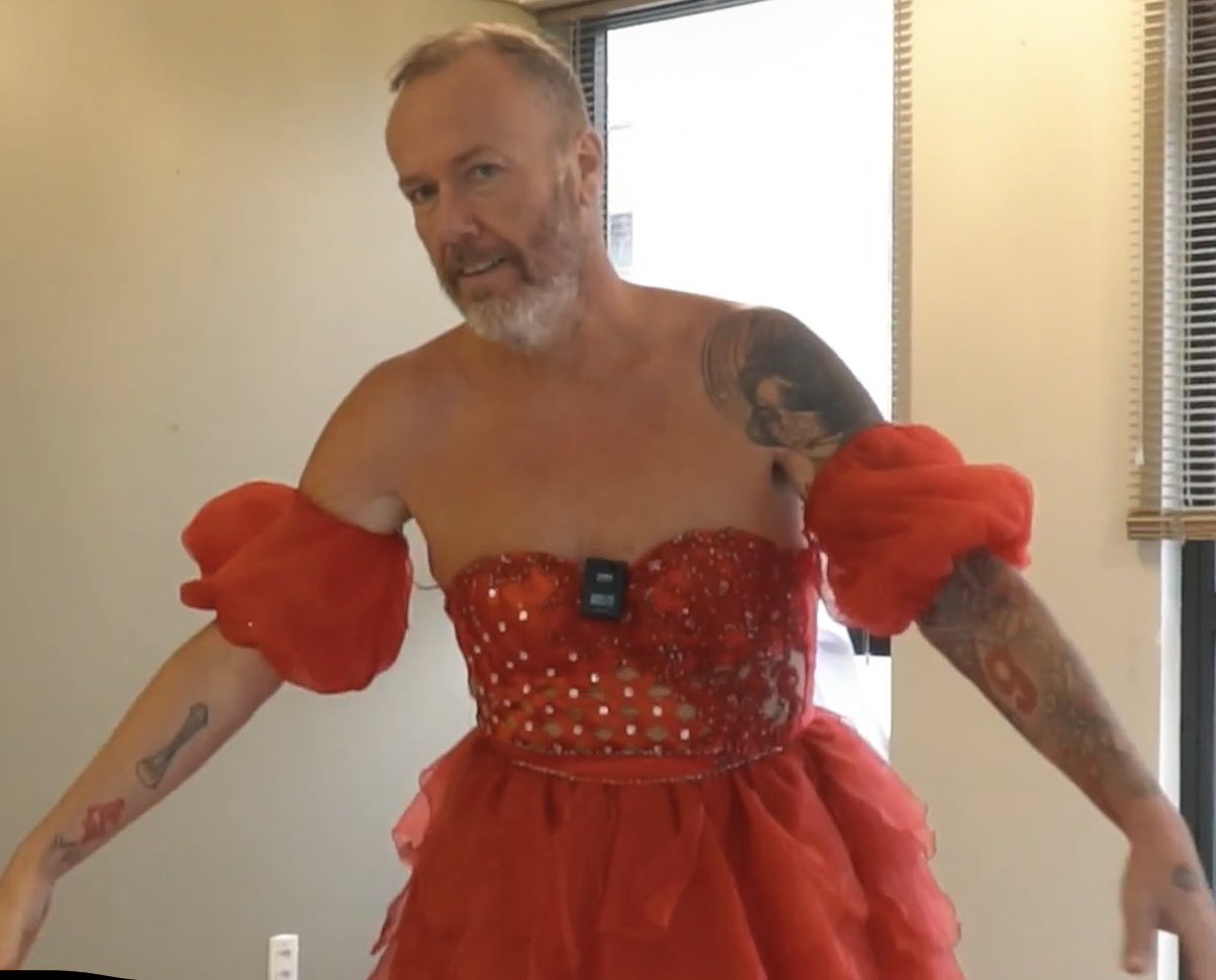 Nada não, só pra dizer que a valsa de 15 anos vem aí! 🤭