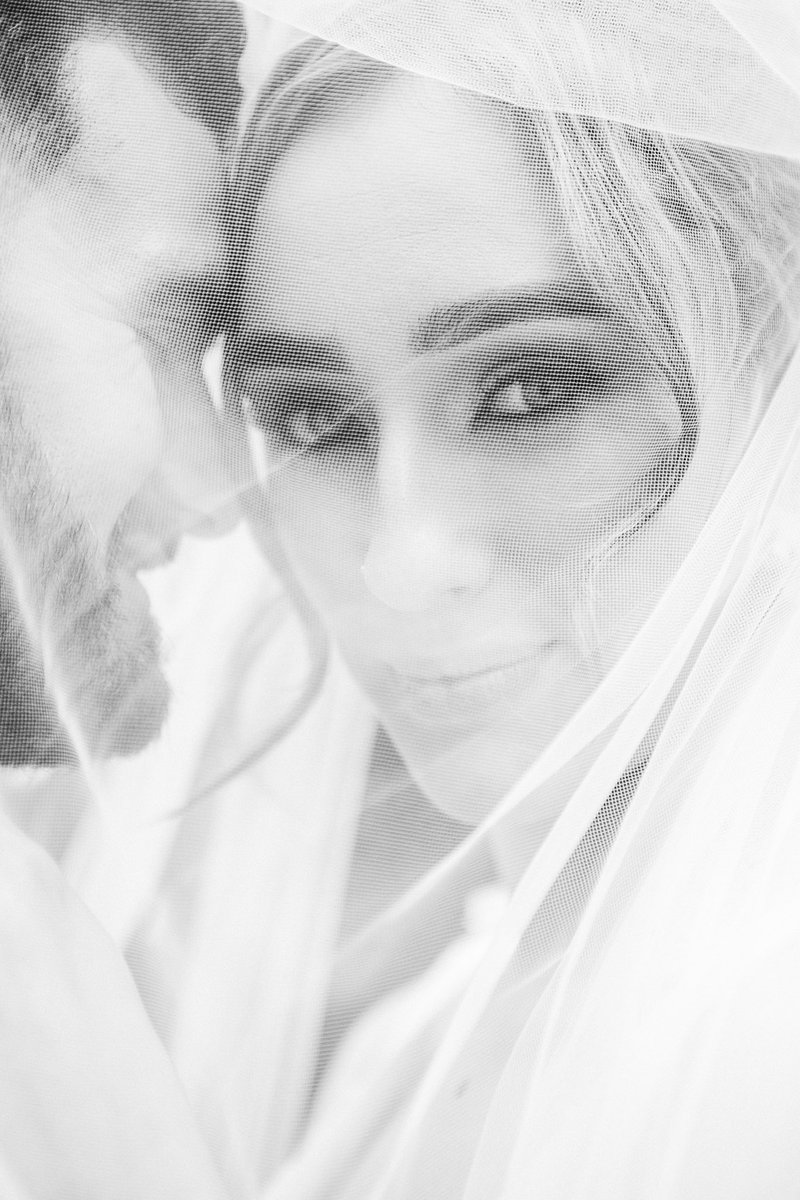 Nicole &amp; Damian were married in their local church in County Kildare, a lovely, elegant ceremony filled with love and light &amp; a very special guest before celebrating with family and friends at the beautiful Killashee House Hotel in Naas.
 catherineohara.com/blog/killashee…