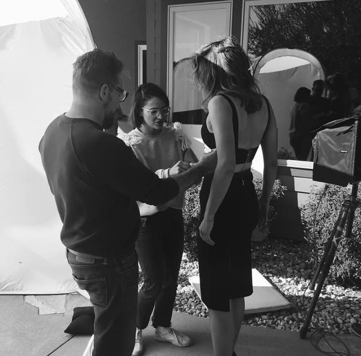 stanasposts's tweet photo. #StanaKatic Another #BTS with the exceptional @/brianbowensmith. Stylist @/mercedesnatalia brought the fancy out in fabulous form.😘Fantastic team to spend the morning with 🙏🏼 #Grateful #LuckyGirl #SurroundedBy TalentedCoolPeople #PhotoShoot *photos come out soon* https://t.co/fDjk1bpmzM