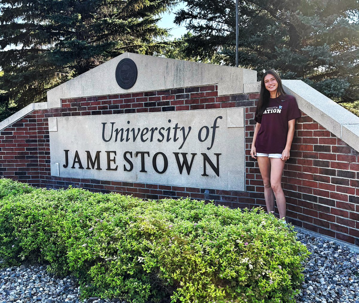 RubyDanielson23's tweet image. Thank you Coach Gall and the rest of the coaching staff for having me out to Jamestown yesterday! I loved seeing the campus and seeing what being a Jimmie is like. 

@UJSoftball 
@jimmieboot 
@mnvortexandas