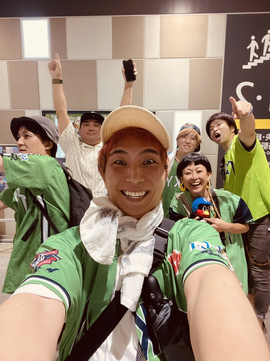 kenthirose's tweet image. ハムスター以外に夏の思い出できた❤️‍🔥
野球応援面白すぎて叫びました！ぺーさん誘ってくださりありがとうございました！！今年初花火も見れて最高やんけ！！ヤクルト勝ったしハマるわ！！！！💚
#ヤクルトスワローズ 
#Vanityyy 
#トブトリオトス