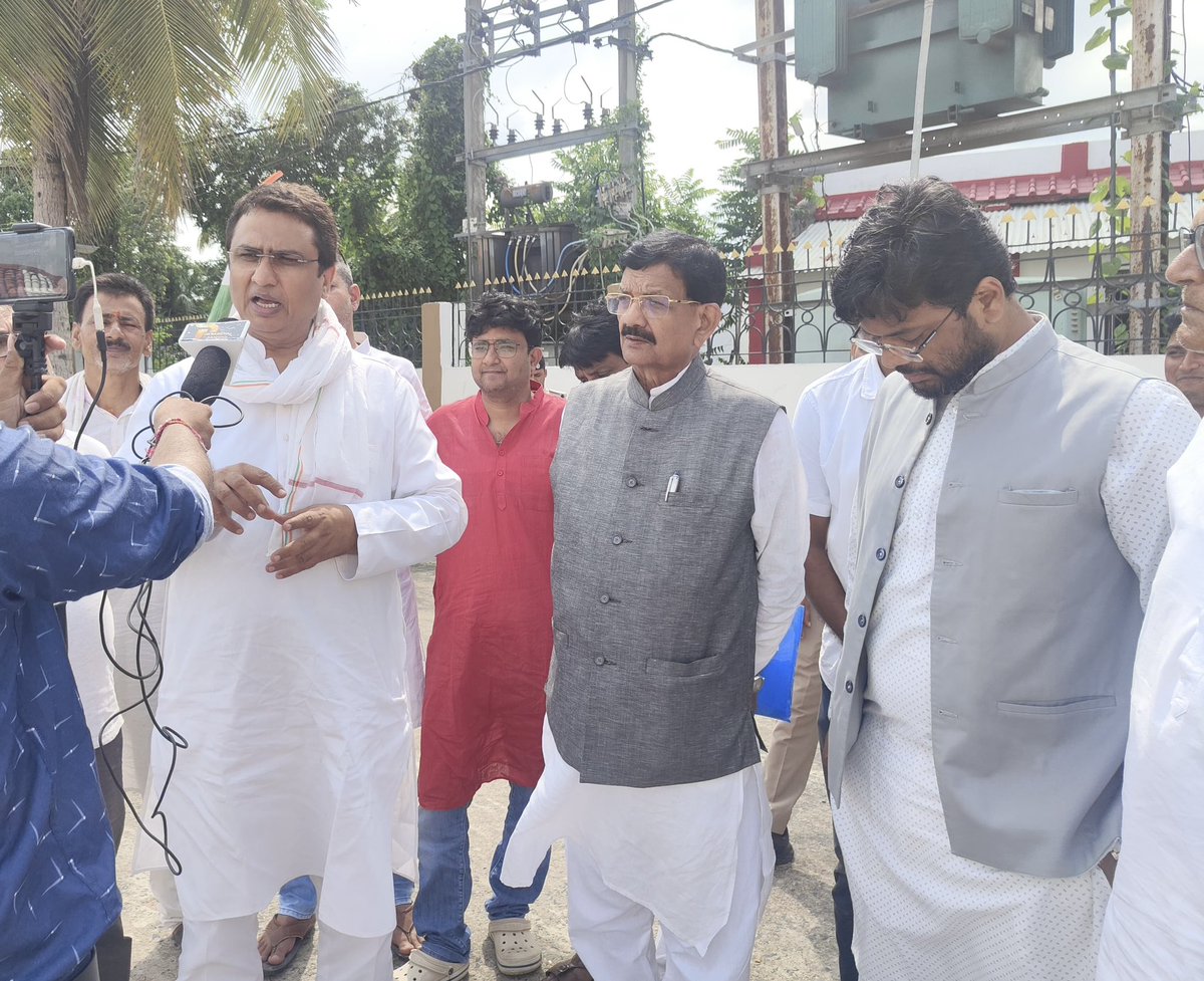 DrMadanMohanJha's tweet photo. आज दरभंगा में https://t.co/HOa76JCmMe