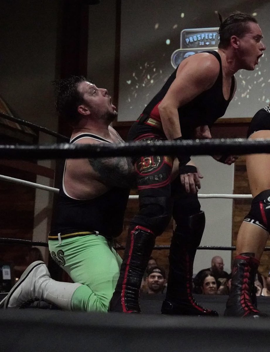 MattByers_MB's tweet photo. Never trust anyone, even if you consider them a brother!!! 😡

📸 Kalina Yuschick

Watch full match/show: https://t.co/CQaKrrnGgP

#neversleeponthesleeper #sleeper #darksecret #mostdominantbigman #superheavyweight #toughSOB #2PW #prowrestling #indywrestling https://t.co/EmEtNqYzOg