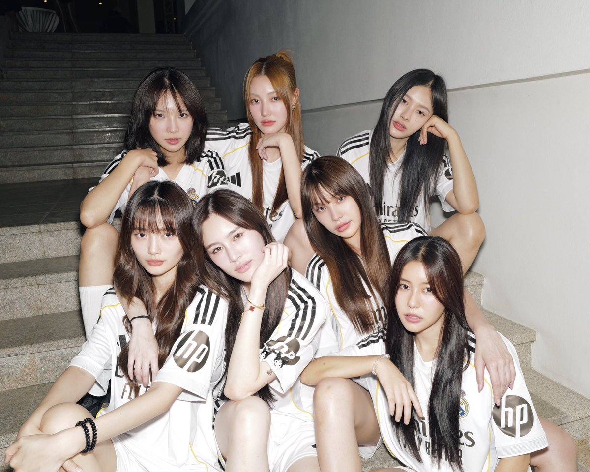 ไซซีซีจี้ซือเซลิน tweet media
