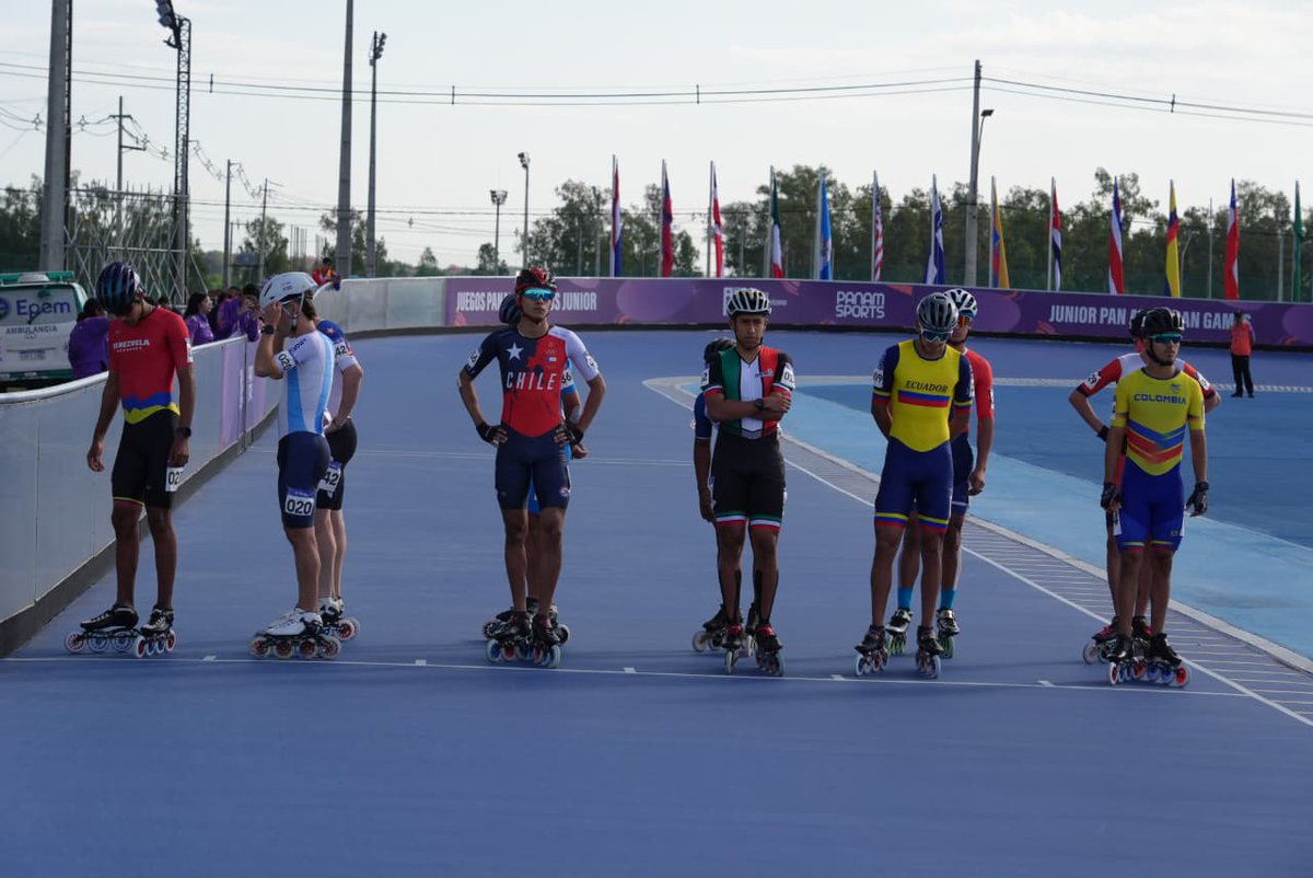 COM_Mexico's tweet photo. Brianda Carmona y Alejandro Castañeda participaron en los 5000m por puntos individual masculino y femenino del patinaje artístico en @asu2025Oficial. 
¡Vamos, México! 🛼🇲🇽

#TodosSomosOlímpicos #ASU2025 #SonyAlpha #SonyAlphaMexico #SonyPROSupport https://t.co/oe81lJ7zR0