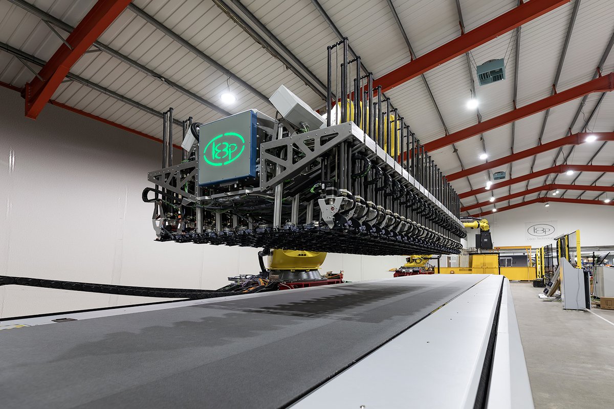 Loop_Technology's tweet image. 🗞️FibreLINE features in @CompositesWrld in the build up to @the_CAMX , September 8-11 in Orlando, Florida!
✅Loop Technology’s automated preforming system that delivers high-rate manufacturing for composite parts and components is a step change for the whole industry. It is…