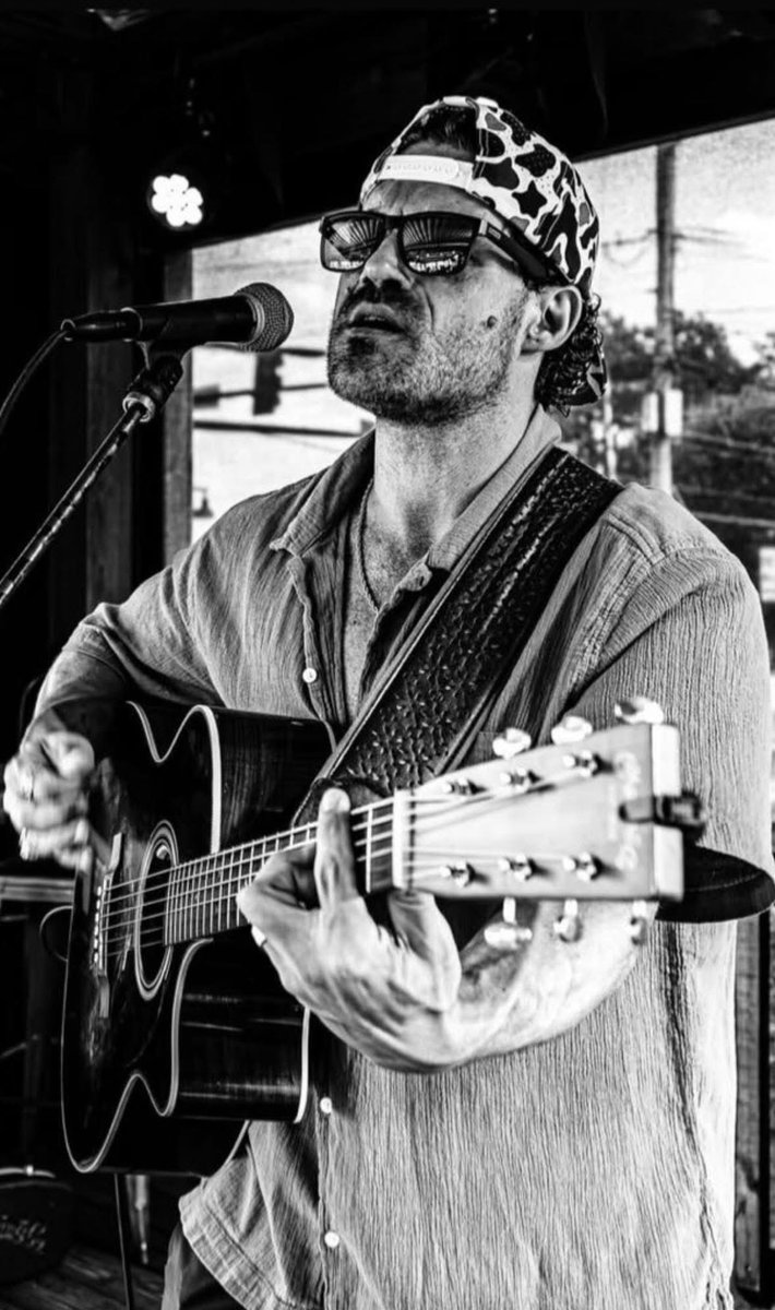 Wine Down Wednesday is tonight from 6:30-8:30pm at #AdairPark in Woodstock. Enjoy the music of Spencer Scott Smith and optional table service from Roberto’s!

#spencerscottsmith #Seafood #AtlantaSeafood #AtlantaSeafoodRestaurants #DowntownWoodstock #Woodstock #WoodstockGA